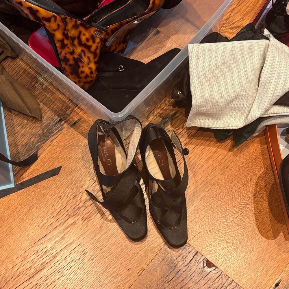 Gucci Elegant Black Heels